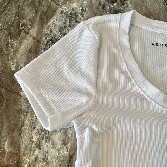 Aeropostale XS White Ribbed T-Shirt 5 Button Placket - Picture 6 of 14